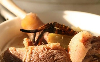 怎么燉冬蟲夏草湯好喝？掌握 3 個關(guān)鍵，湯鮮營養(yǎng)不浪費(fèi)